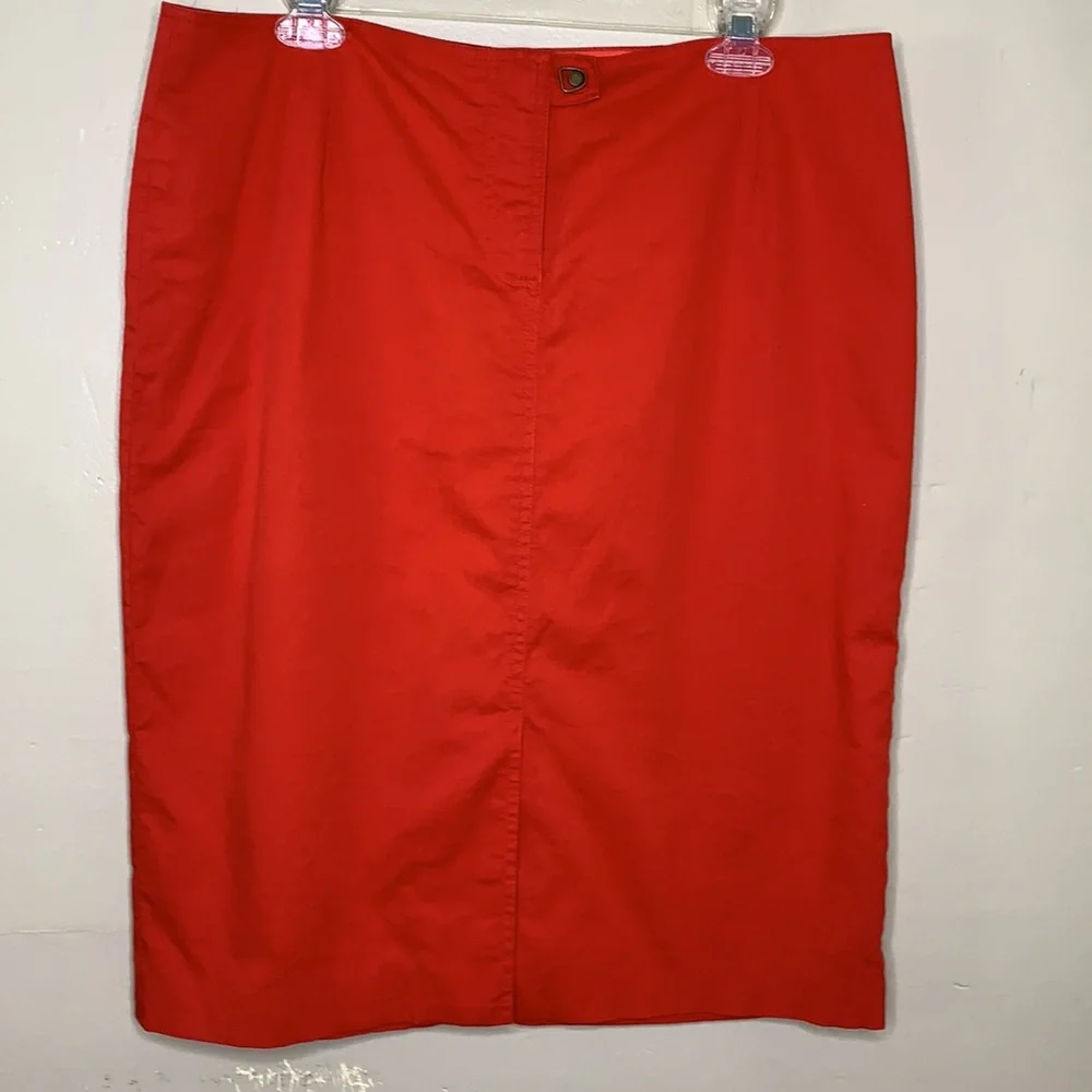 DAVID MEISTER Skirt Red Fly Front MIDI Vertical Micro Ribbed Texture Pencil 14